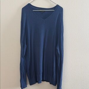 Banana Republic Men's Deep Blue V-Neck Sweater